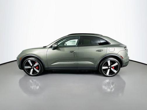 2026 Porsche Macan 4S