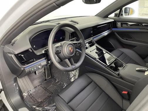 2025 Porsche Panamera