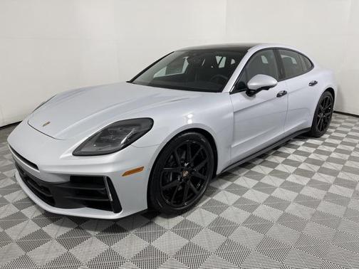 2025 Porsche Panamera