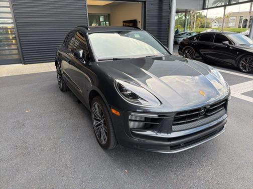 2025 Porsche Macan S