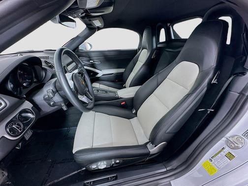 2024 Porsche 718 Boxster Style Edition