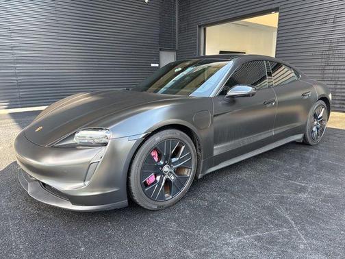 2021 Porsche Taycan 