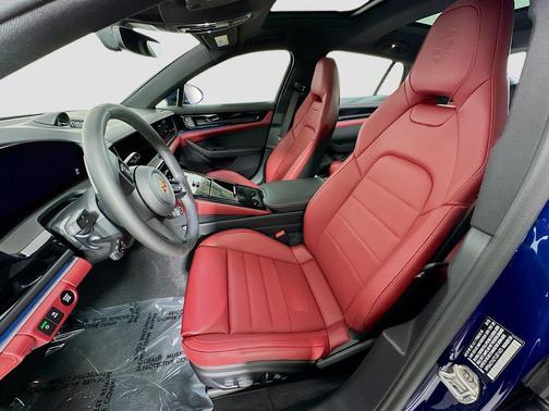 2026 Porsche Panamera 