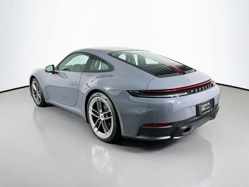 2025 Porsche 911 Carrera