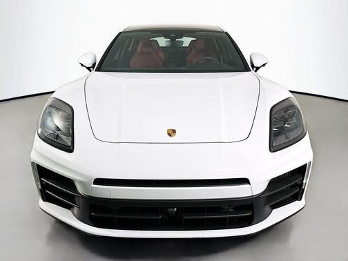 2026 Porsche Panamera 