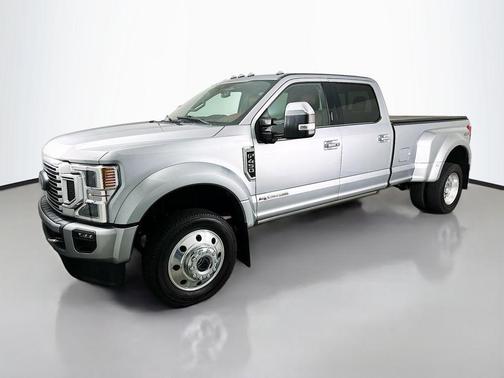 2022 Ford F-450 Platinum