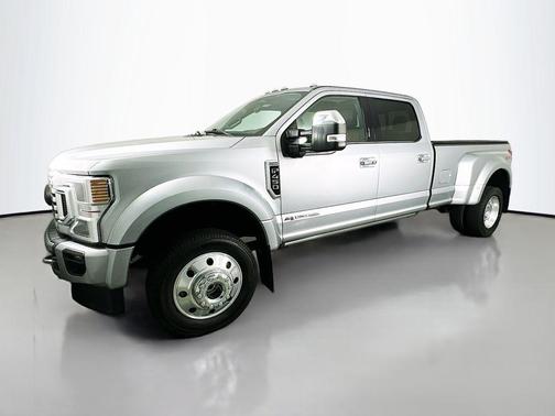 2022 Ford F-450 Platinum