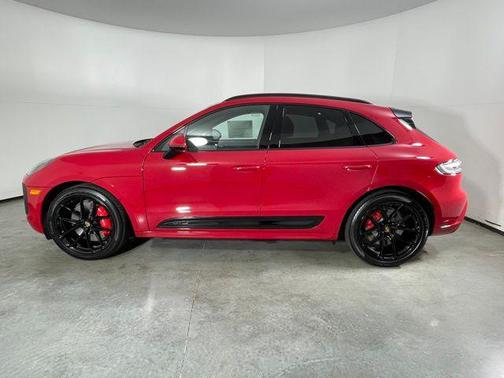 2026 Porsche Macan GTS