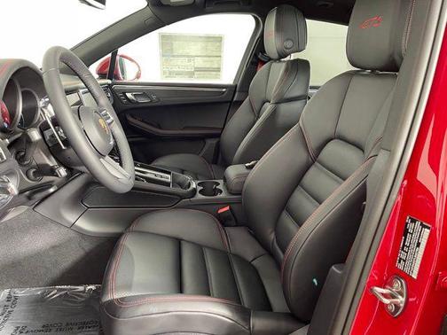 2026 Porsche Macan GTS