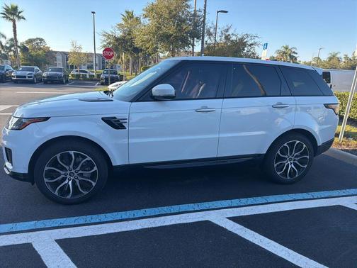 2022 Land Rover Range Rover Sport HSE Silver Edition