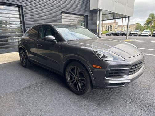 Quartzite Grey Metallic 2023 Porsche Cayenne Cayenne