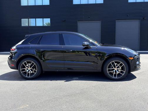 Black 2023 Porsche Macan Macan