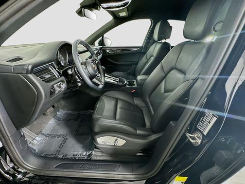 Black 2023 Porsche Macan Macan
