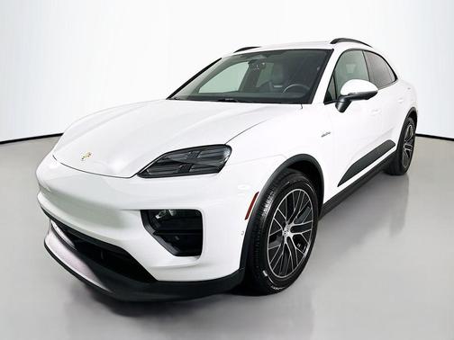 2025 Porsche Macan 