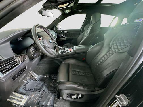 Black Sapphire Metallic 2023 BMW X6 M Base