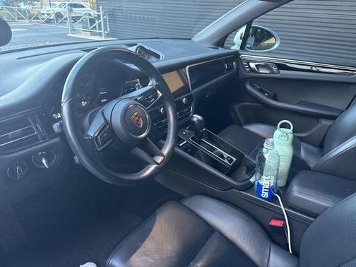 2023 Porsche Macan 