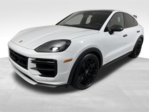 2025 Porsche Cayenne Turbo GT