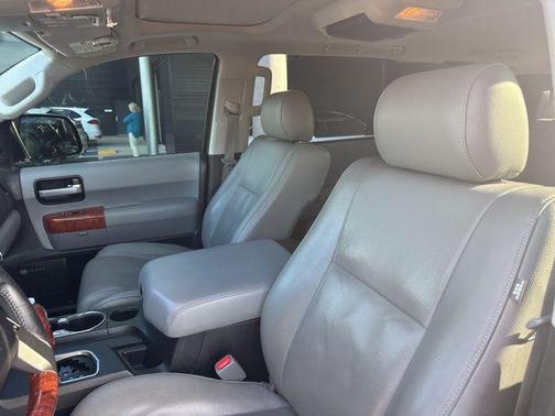 2021 Toyota Sequoia Platinum