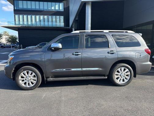 2021 Toyota Sequoia Platinum