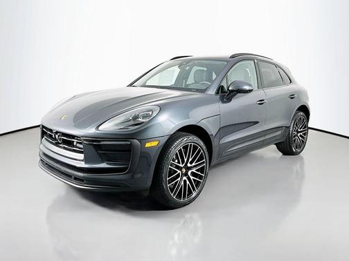 Volcano Grey Metallic 2026 Porsche Macan Macan