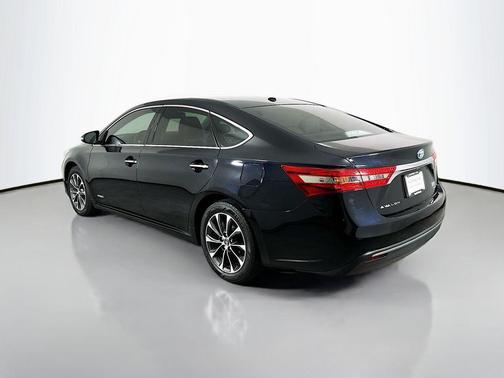 2016 Toyota Avalon Hybrid XLE Premium