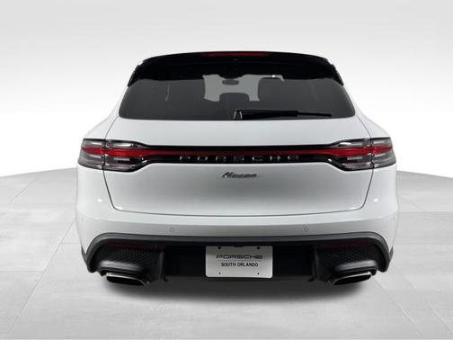 2025 Porsche Macan