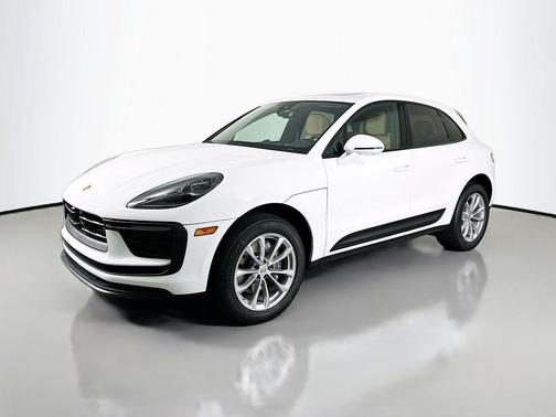 2025 Porsche Macan 