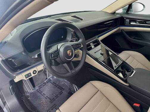 Dolomite 2026 Porsche Panamera