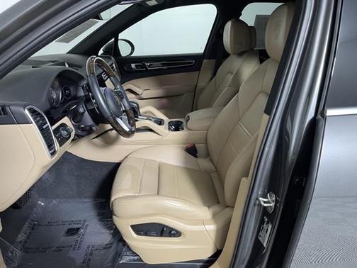 2023 Porsche Cayenne Cayenne
