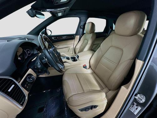 2023 Porsche Cayenne Cayenne