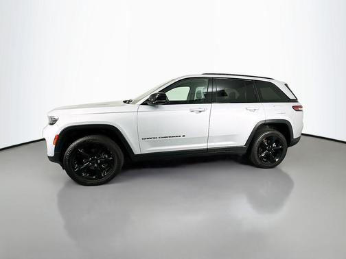 2024 Jeep Grand Cherokee Altitude