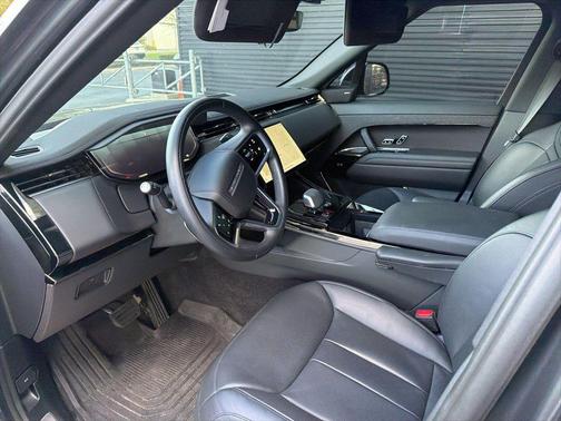 2024 Land Rover Range Rover Sport SE