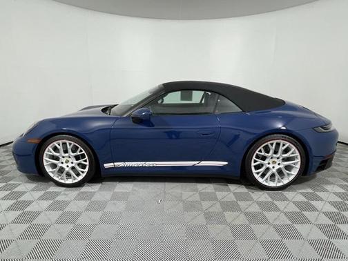 2023 Porsche 911 Carrera GTS