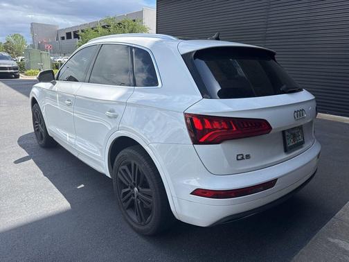 2020 Audi Q5 45 Premium Plus