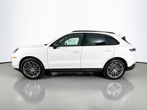 Chalk 2026 Porsche Cayenne Cayenne