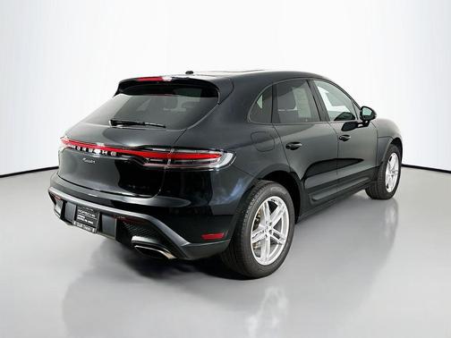 2023 Porsche Macan 