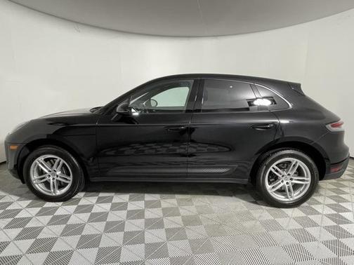 2023 Porsche Macan T