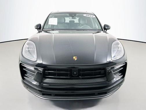 2023 Porsche Macan 