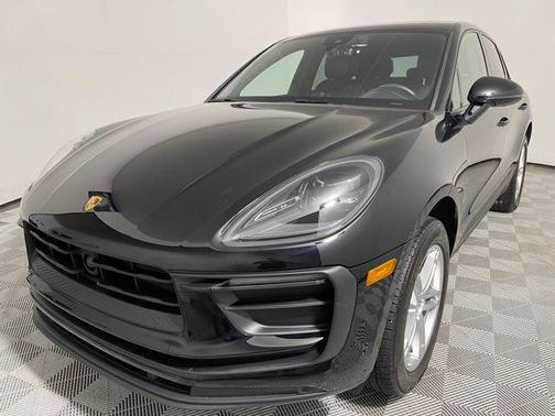 2023 Porsche Macan 