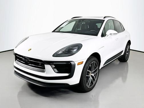 2025 Porsche Macan 
