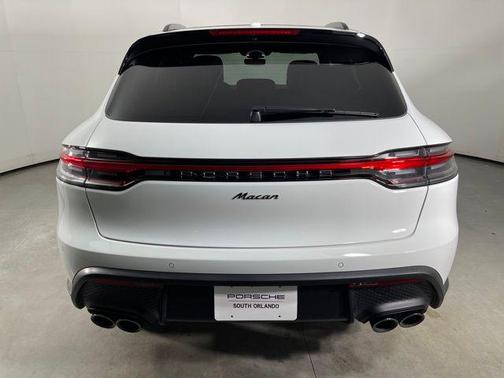 2025 Porsche Macan 
