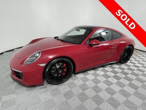 2019 Porsche 911 Carrera GTS