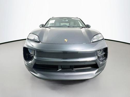 2024 Porsche Macan 4