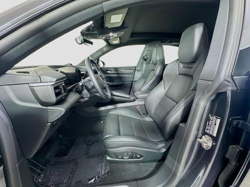 2024 Porsche Macan 4