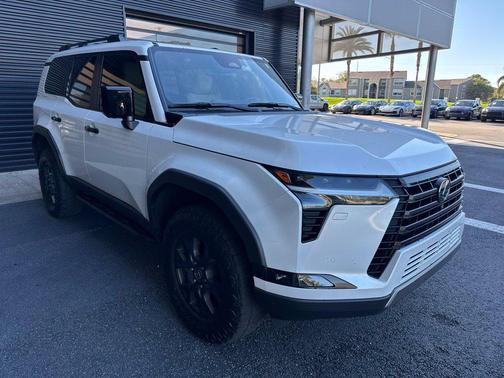 White Pearl 2024 Lexus GX 550 Overtrail