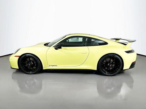 2026 Porsche 911 Carrera GTS
