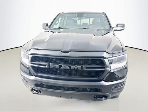 Diamond Black Crystal Pearlcoat 2022 RAM 1500 Big Horn/Lone Star