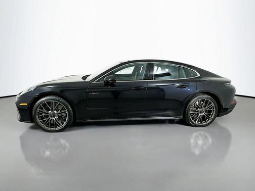 2026 Porsche Panamera Turbo