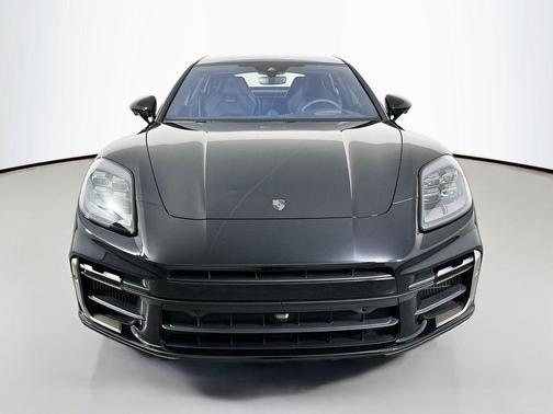 2026 Porsche Panamera Turbo