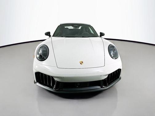 2026 Porsche 911 Carrera GTS